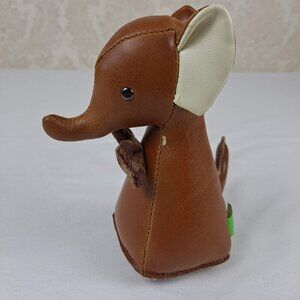 Zuny Tan Elephant Bow Tie Eyeglass Holder Stand Leather Weighted